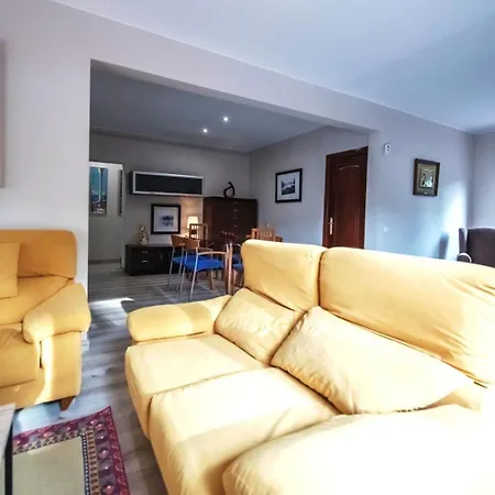 Villa Homeholidaysrentals Confort La Batlloria